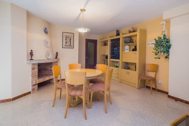 Piso de 3 habitaciones en Platja d'Aro, Castell-Platja d'Aro en venta con garaje - 445.000 € (Ref: 10045953)