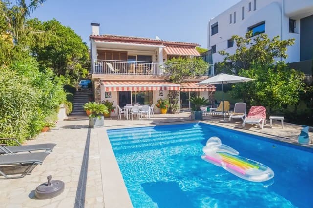 4 chambre Villa/Maison à vendre à Platja d'Aro, Castell-Platja d'Aro avec piscine garage - 990 000 € (Ref: 10076997)