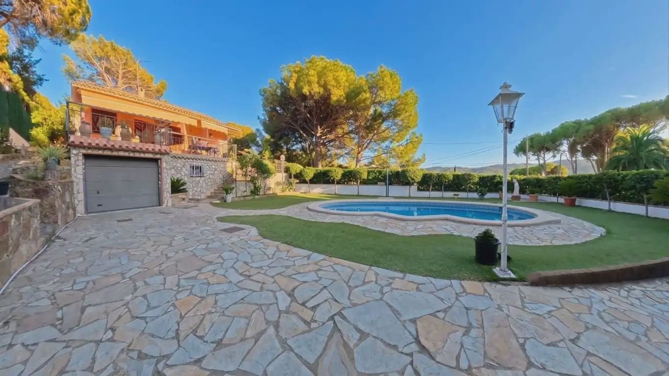 3 sypialnia Willa na sprzedaż w Calonge i Sant Antoni z basenem garażem - 470 000 € (Ref: 10110391)
