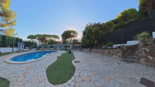 3 sypialnia Willa na sprzedaż w Calonge i Sant Antoni z basenem garażem - 470 000 € (Ref: 10110391)