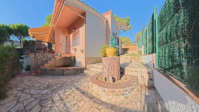 3 sypialnia Willa na sprzedaż w Calonge i Sant Antoni z basenem garażem - 470 000 € (Ref: 10110391)