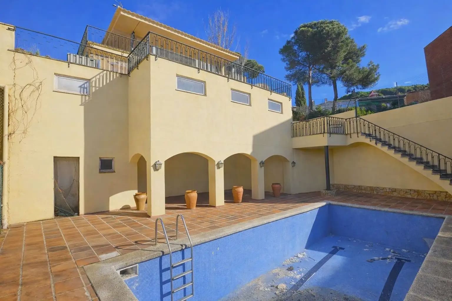 5 soverom Villa til salgs i Calonge i Sant Antoni med svømmebasseng garasje - € 550 000 (Ref: 10148007)