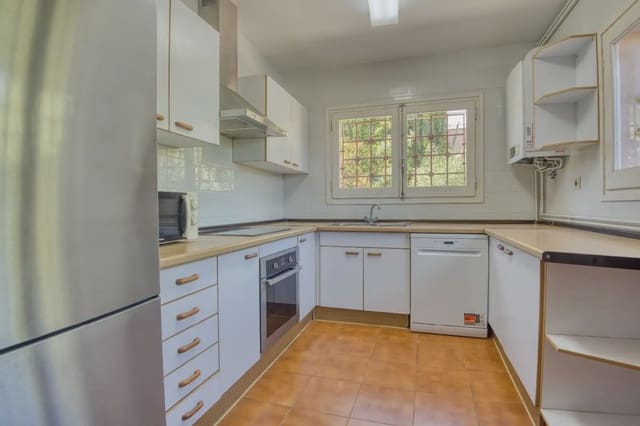 3 bedroom Terraced Villa for sale in S'Agaro, Castell-Platja d'Aro - € 540,000 (Ref: 10148132)