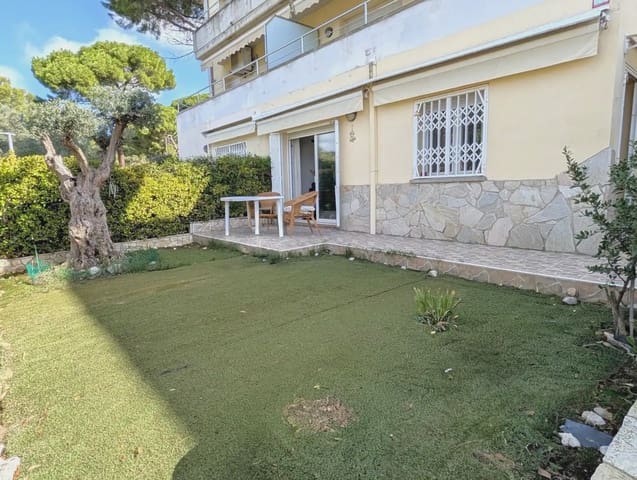 2 soverom Leilighet til salgs i Castell d'Aro, Castell-Platja d'Aro med svømmebasseng - € 318 000 (Ref: 10158548)