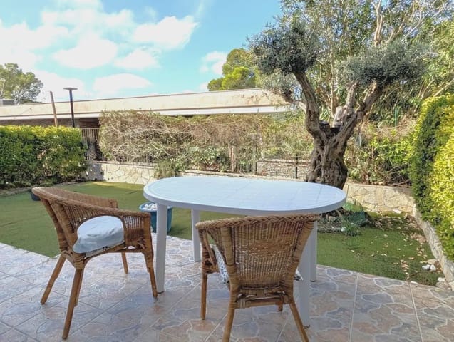 2 slaapkamer Flat te koop in Castell d'Aro, Castell-Platja d'Aro met zwembad - € 315.000 (Ref: 10158548)
