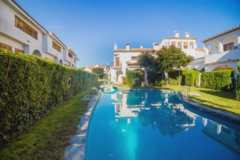 3 sypialnia Dom szeregowy na sprzedaż w Platja d'Aro z garażem - 480 000 € (Ref: 10185444)