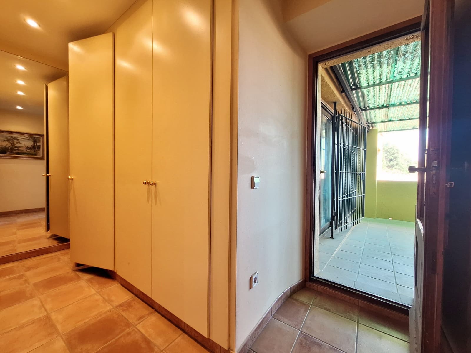 5 soveværelse Finca/Landehus til salg i Mont-ras med swimmingpool garage - € 1.100.000 (Ref: 8429273)