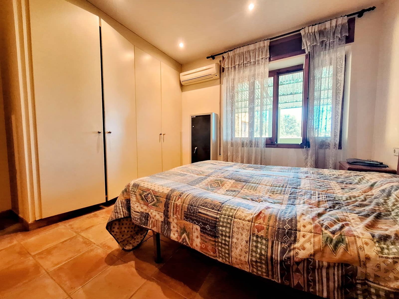 5 soveværelse Finca/Landehus til salg i Mont-ras med swimmingpool garage - € 1.100.000 (Ref: 8429273)