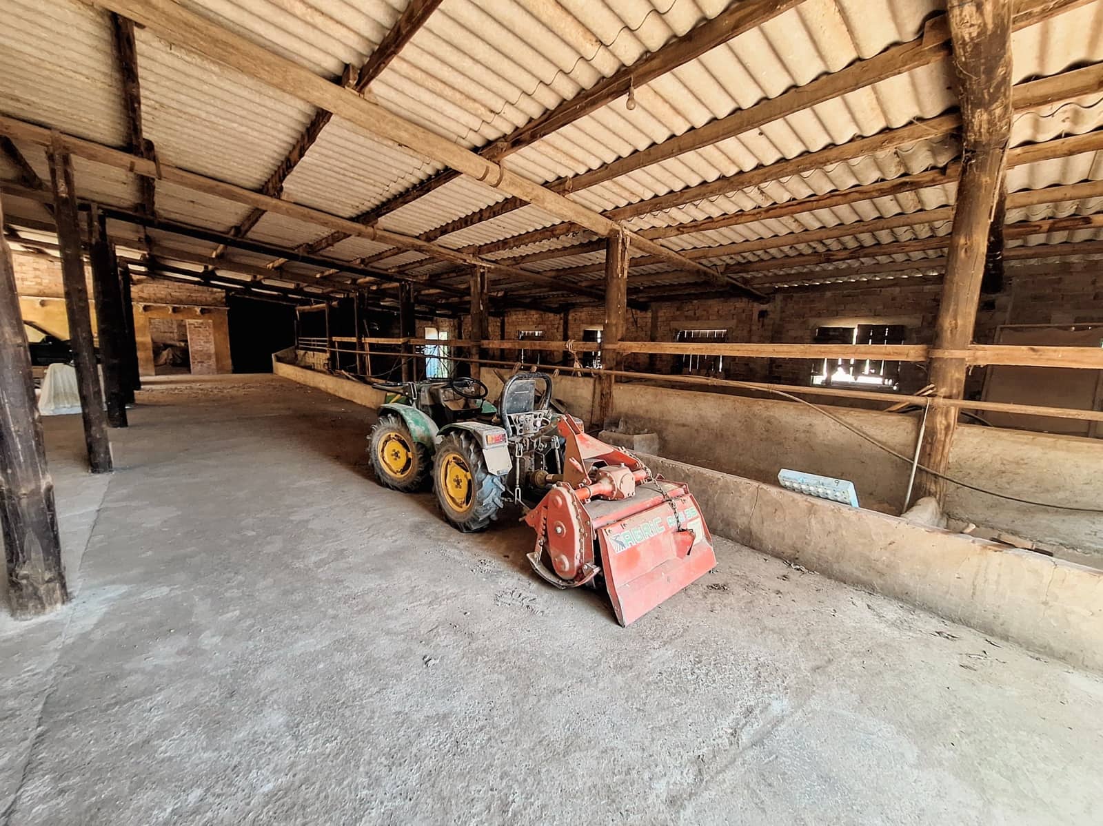 5 soveværelse Finca/Landehus til salg i Mont-ras med swimmingpool garage - € 1.100.000 (Ref: 8429273)