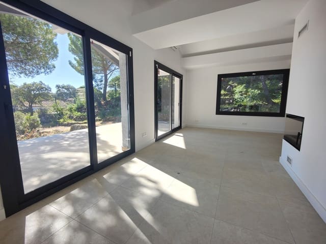 5 camera da letto Villa in vendita in Castell d'Aro, Castell-Platja d'Aro con garage - 730.000 € (Rif: 8548385)