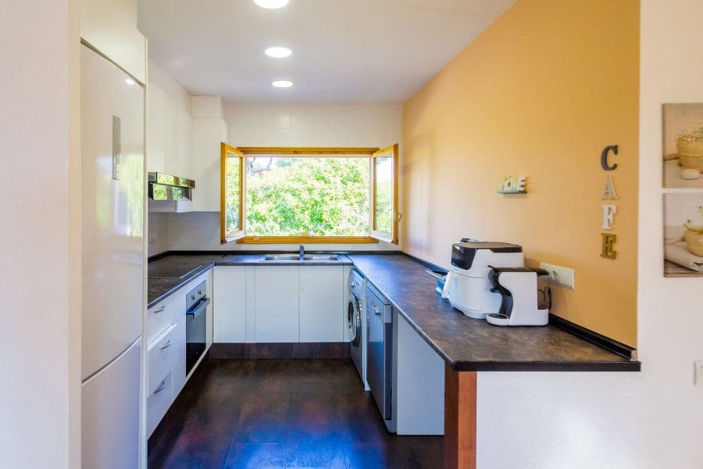 5 soveværelse Villa til salg i Castell-Platja d'Aro med swimmingpool - € 450.000 (Ref: 8566690)