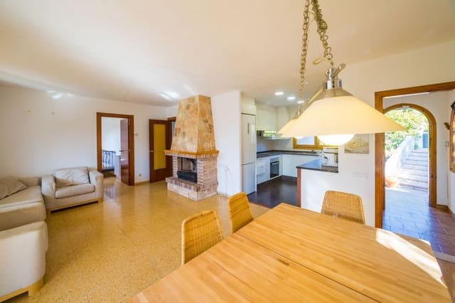 5 quarto Moradia para venda em S'Agaro, Castell-Platja d'Aro com piscina - 450 000 € (Ref: 8566690)