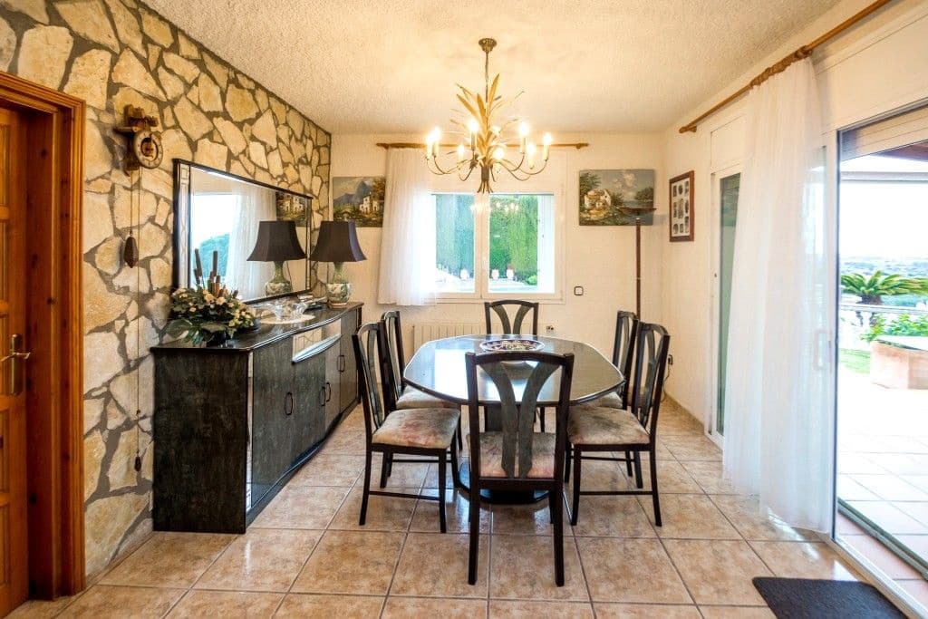 3 soveværelse Villa til salg i Calonge i Sant Antoni med swimmingpool garage - € 745.000 (Ref: 8682688)