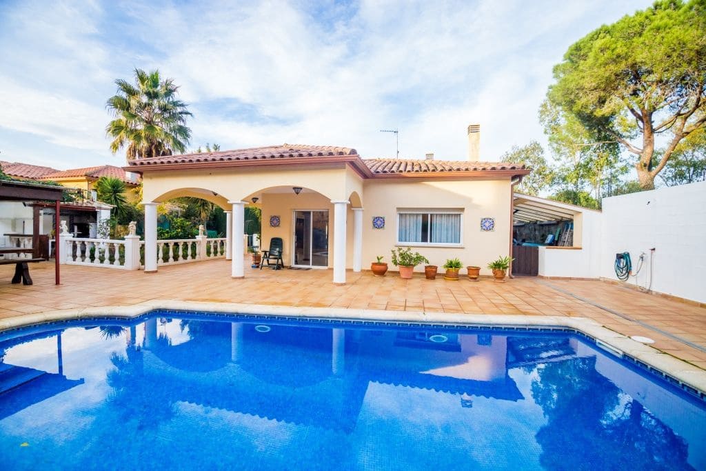 3 camera da letto Villa in vendita in Castell-Platja d'Aro con piscina - 445.000 € (Rif: 8724775)