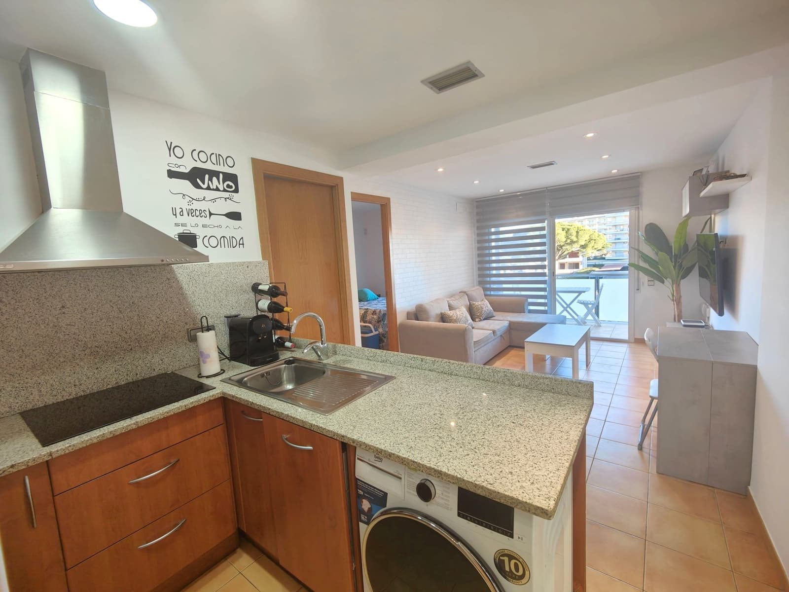 2 bedroom Beach Apartment for sale in Calonge i Sant Antoni with garage - € 265,000 (Ref: 8736563)