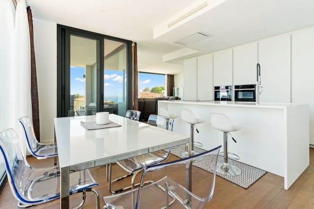 4 soveværelse Villa til salg i Platja d'Aro, Castell-Platja d'Aro med swimmingpool garage - € 1.450.000 (Ref: 8748355)