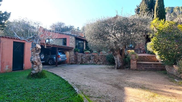 3 camera da letto Finca/Casa di Campagna in vendita in Mont-ras con garage - 745.000 € (Rif: 8753881)
