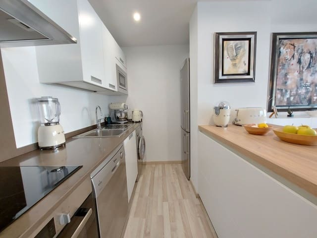 2 soveværelse Lejlighed til salg i Platja d'Aro, Castell-Platja d'Aro - € 395.000 (Ref: 8785690)