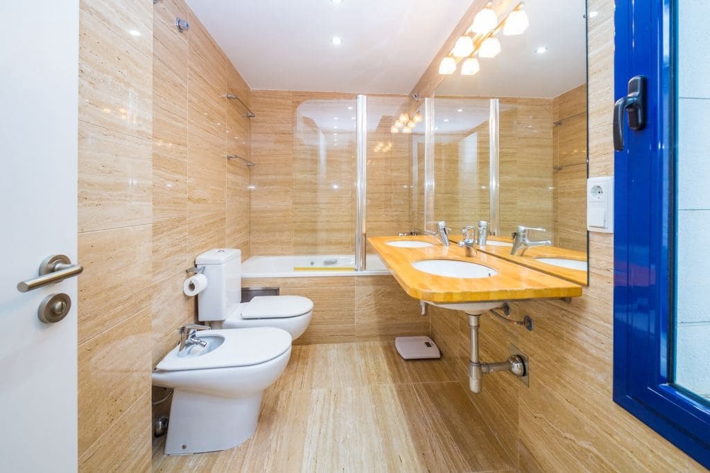 3 sypialnia Apartament na sprzedaż w Platja d'Aro z basenem garażem - 740 000 € (Ref: 8846048)