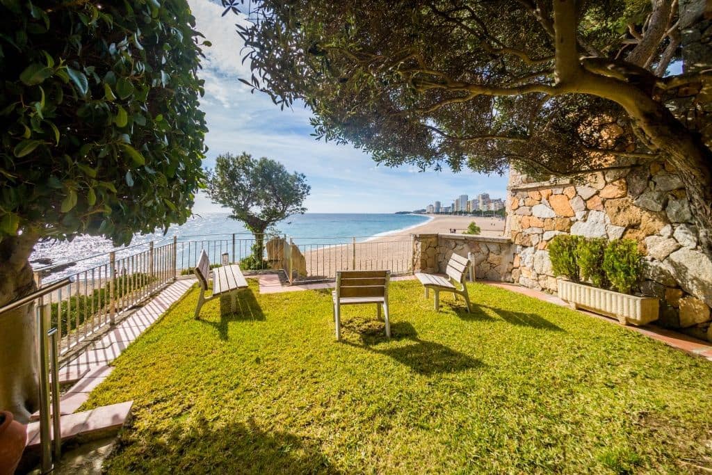 3 sypialnia Apartament na sprzedaż w Platja d'Aro z basenem garażem - 740 000 € (Ref: 8846048)