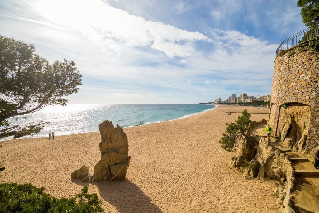 3 sypialnia Apartament na sprzedaż w Platja d'Aro z basenem garażem - 740 000 € (Ref: 8846048)