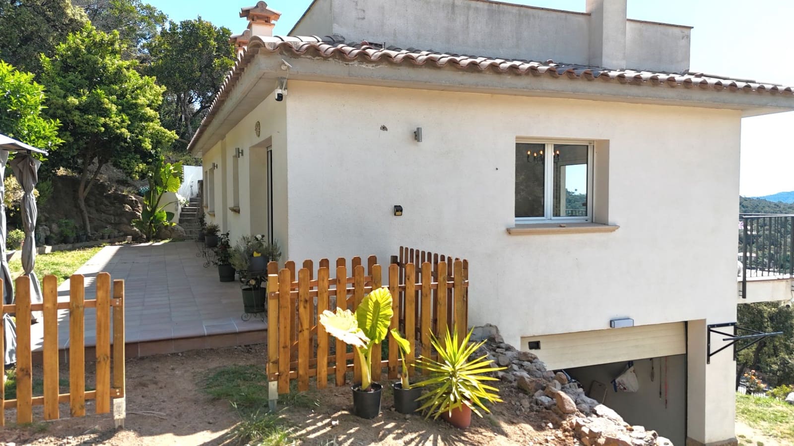 3 camera da letto Villa in vendita in Santa Cristina d'Aro con garage - 450.000 € (Rif: 8868450)