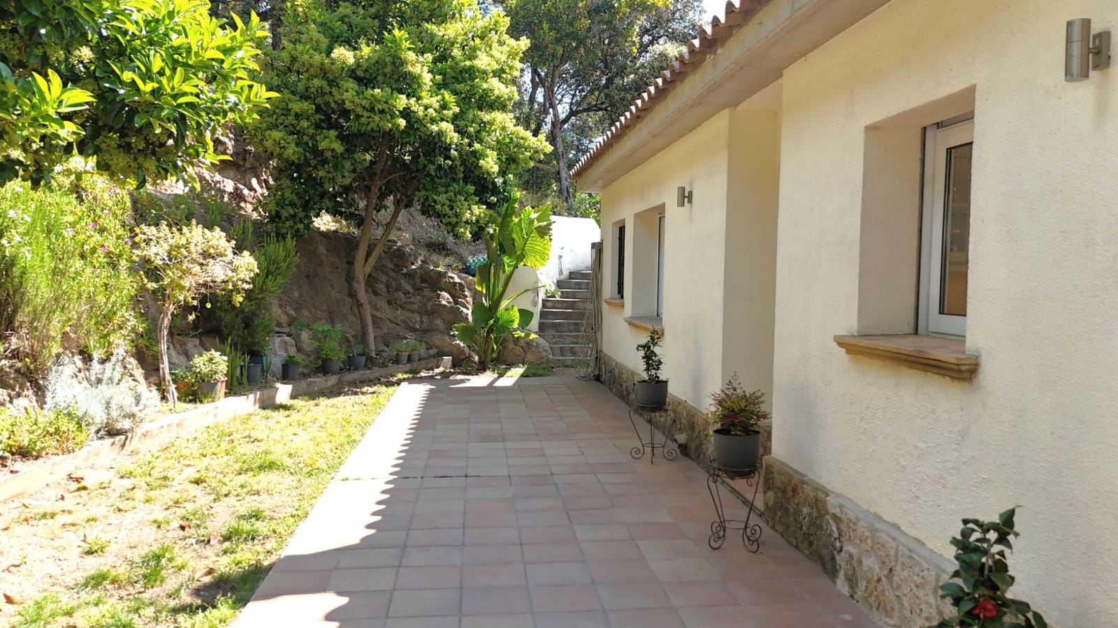 3 camera da letto Villa in vendita in Santa Cristina d'Aro con garage - 450.000 € (Rif: 8868450)