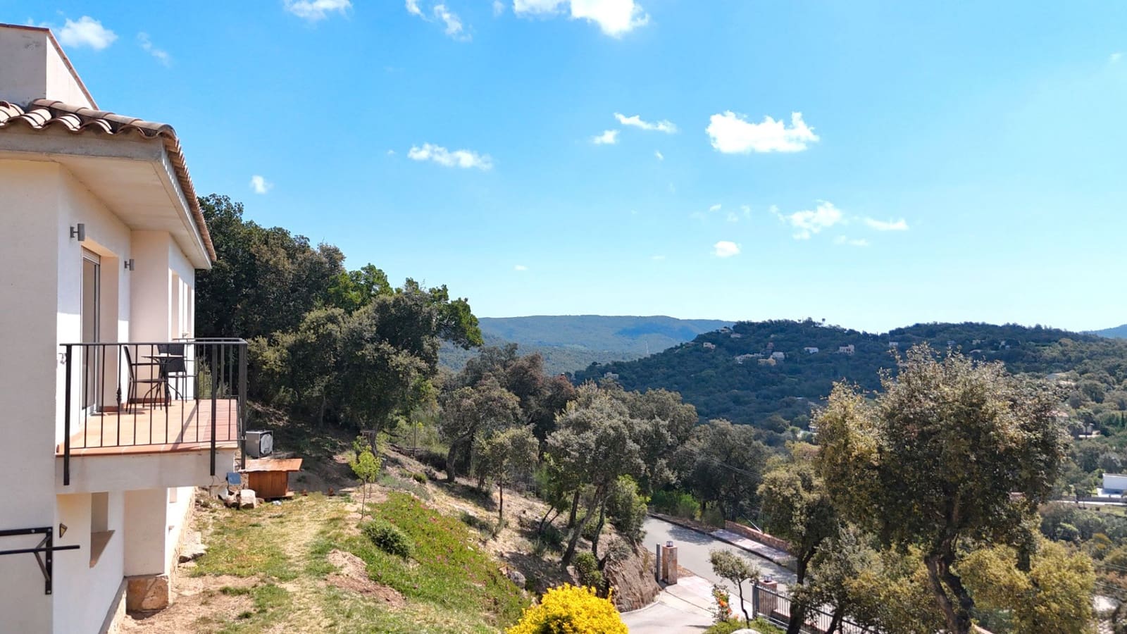 3 camera da letto Villa in vendita in Santa Cristina d'Aro con garage - 450.000 € (Rif: 8868450)