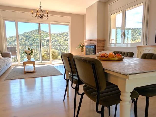 Chalet de 3 habitaciones en Santa Cristina d'Aro en venta con garaje - 450.000 € (Ref: 8868450)