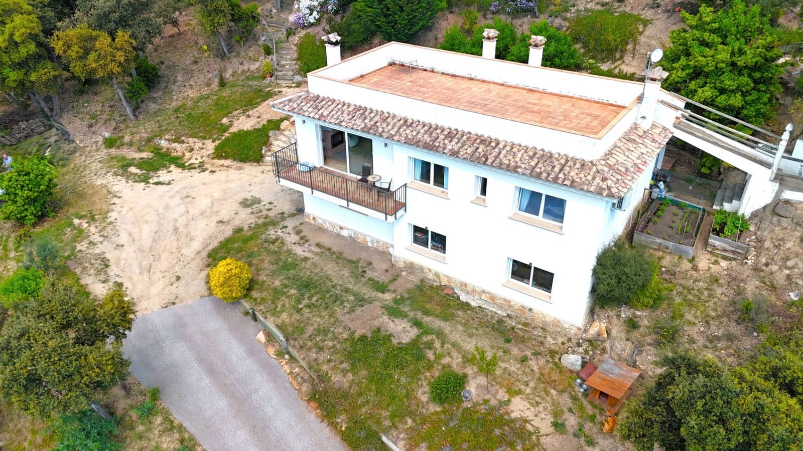 3 camera da letto Villa in vendita in Santa Cristina d'Aro con garage - 450.000 € (Rif: 8868450)