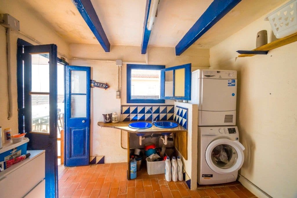 3 bedroom Semi-detached Villa for sale in Palamos with garage - € 368,000 (Ref: 8930176)