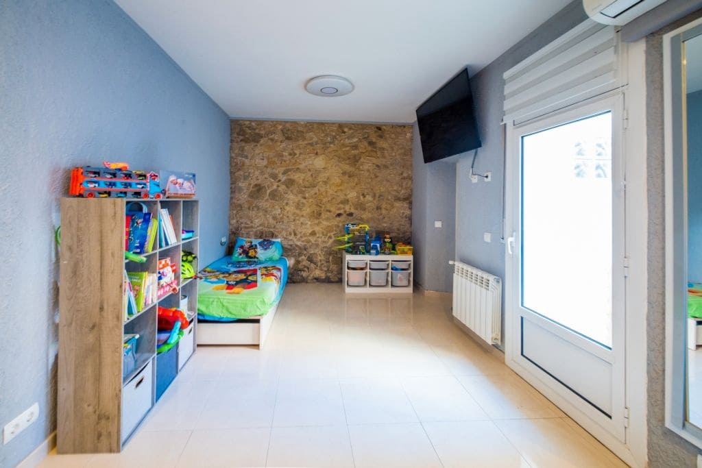 3 bedroom Semi-detached Villa for sale in Palamos with garage - € 368,000 (Ref: 8930176)