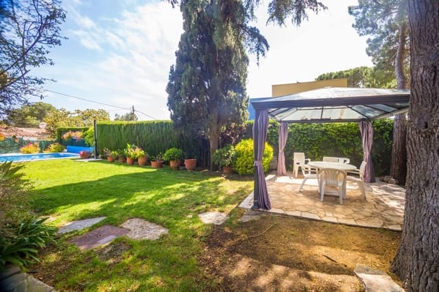 5 quarto Moradia para venda em S'Agaro, Castell-Platja d'Aro - 880 000 € (Ref: 8989854)