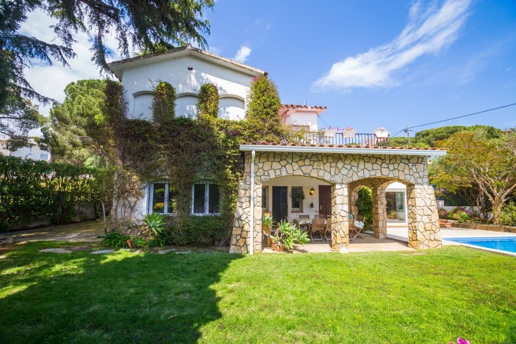 5 soverom Villa til salgs i Castell-Platja d'Aro - € 880 000 (Ref: 8989854)