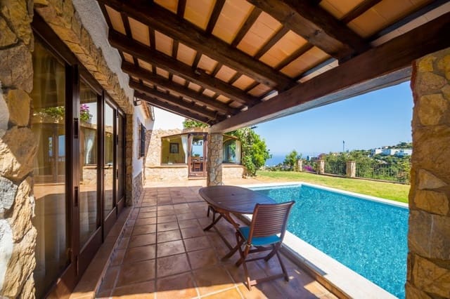 5 soverom Villa til salgs i Castell d'Aro, Castell-Platja d'Aro med svømmebasseng garasje - € 1 150 000 (Ref: 9125612)