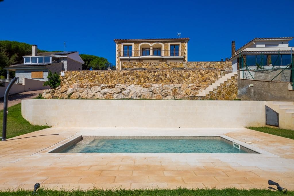 Chalet de 5 habitaciones en Calonge i Sant Antoni en venta con piscina garaje - 1.125.000 € (Ref: 9147527)