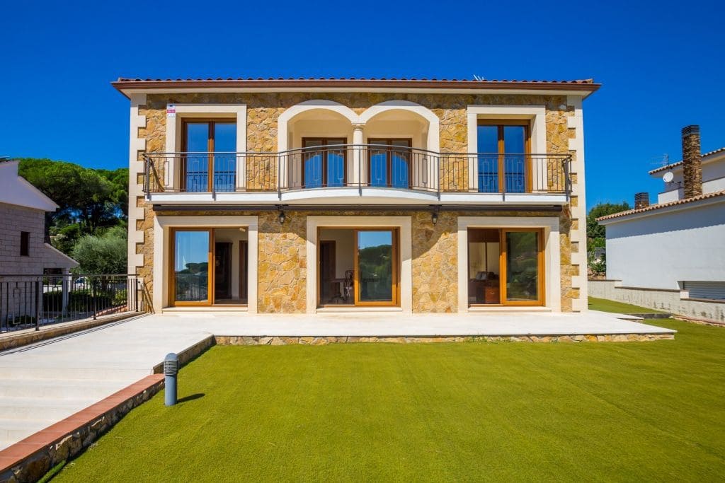 Chalet de 5 habitaciones en Calonge i Sant Antoni en venta con piscina garaje - 1.125.000 € (Ref: 9147527)