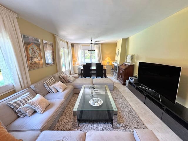 3 soverom Villa til salgs i Calonge i Sant Antoni med svømmebasseng garasje - € 670 000 (Ref: 9166731)