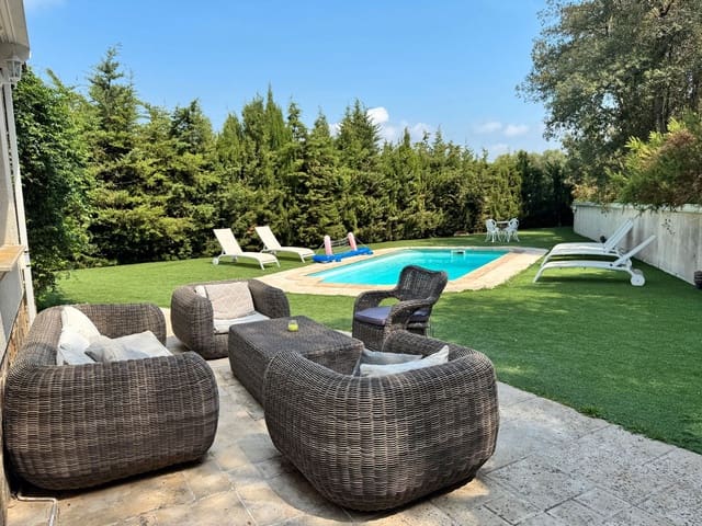 3 soverom Villa til salgs i Calonge i Sant Antoni med svømmebasseng garasje - € 670 000 (Ref: 9166731)