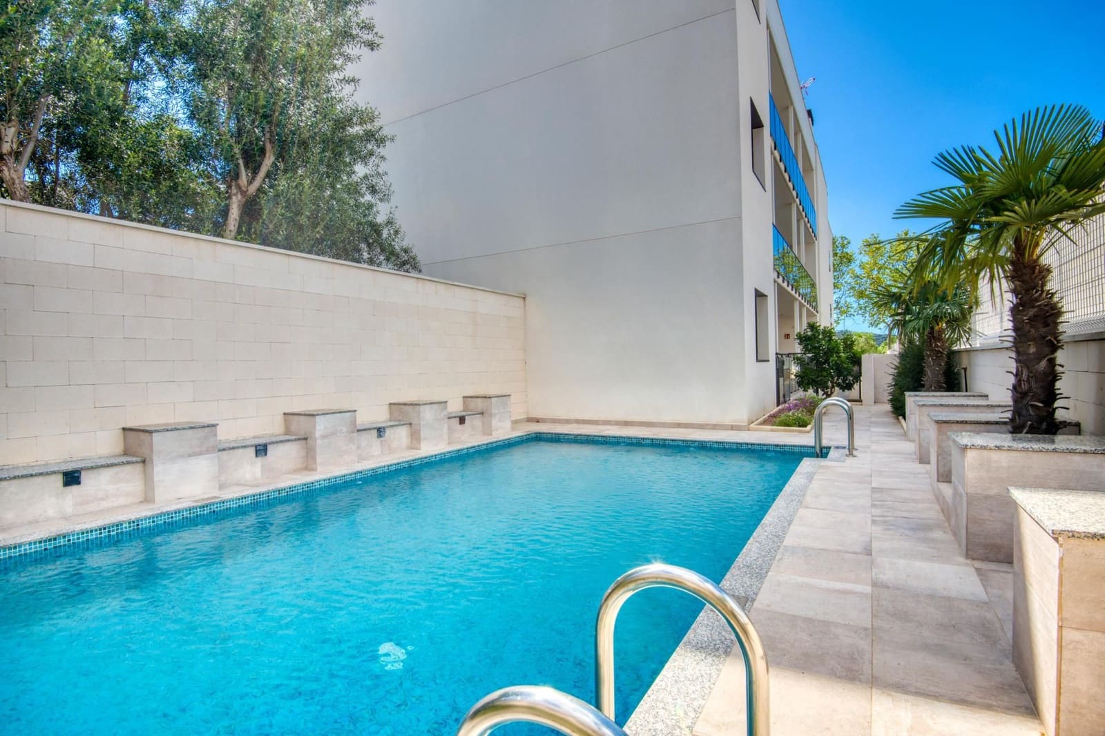 2 soveværelse Penthouse til salg i Castell-Platja d'Aro med swimmingpool garage - € 350.000 (Ref: 9231805)