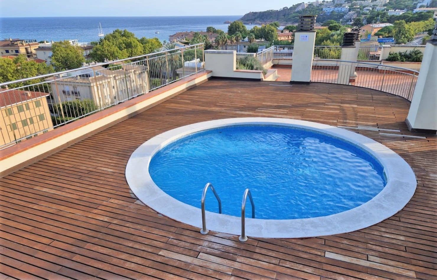 3 soverom Leilighet til salgs i S'Agaro med svømmebasseng garasje - € 375 000 (Ref: 9240677)