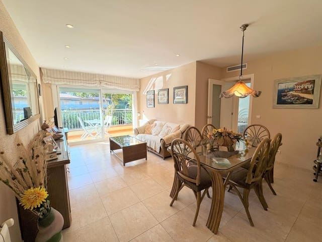 3 soverom Leilighet til salgs i S'Agaro, Castell-Platja d'Aro med svømmebasseng garasje - € 375 000 (Ref: 9240677)