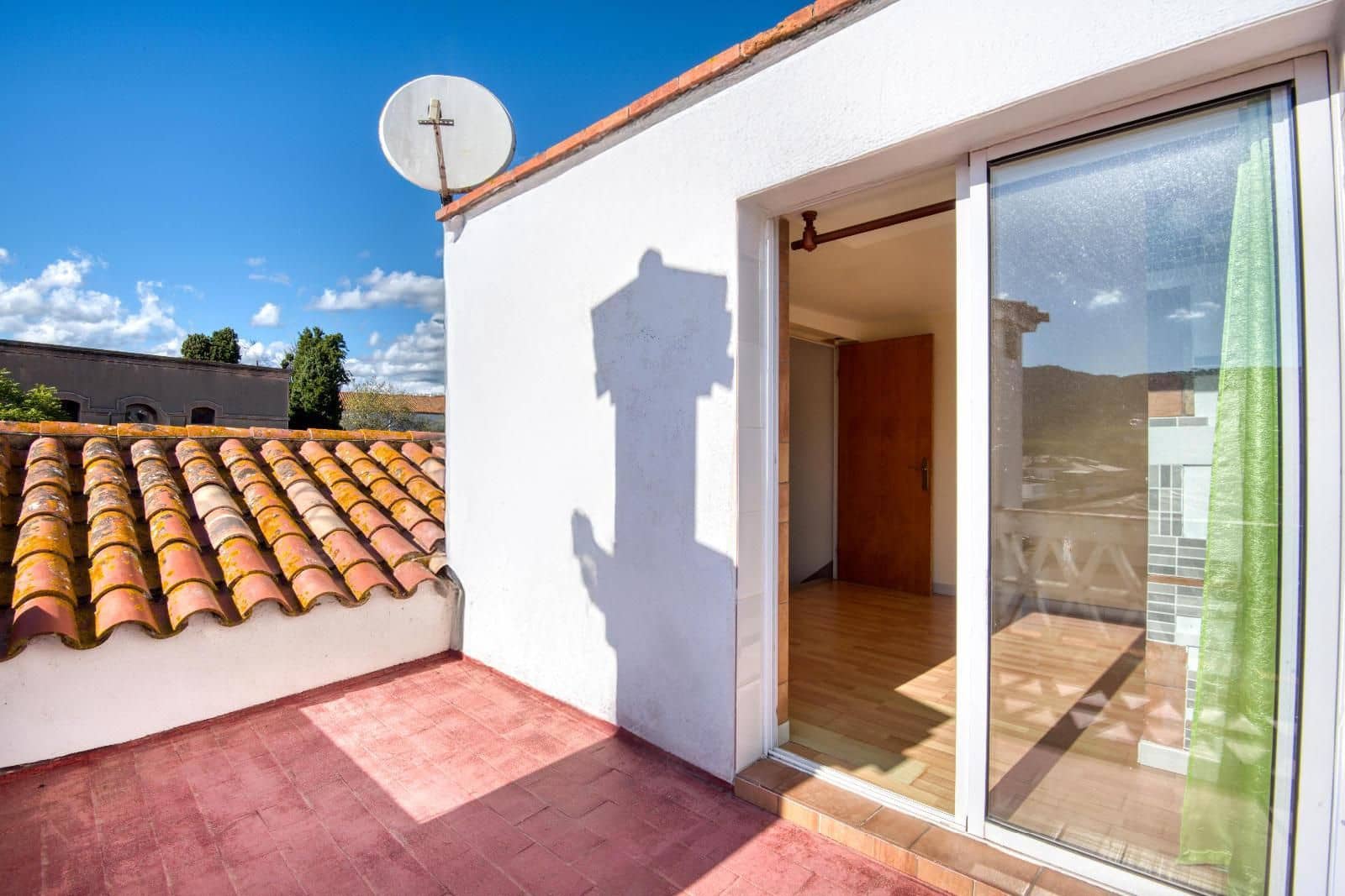 5 bedroom Villa for sale in Sant Feliu de Guixols - € 600,000 (Ref: 9261845)