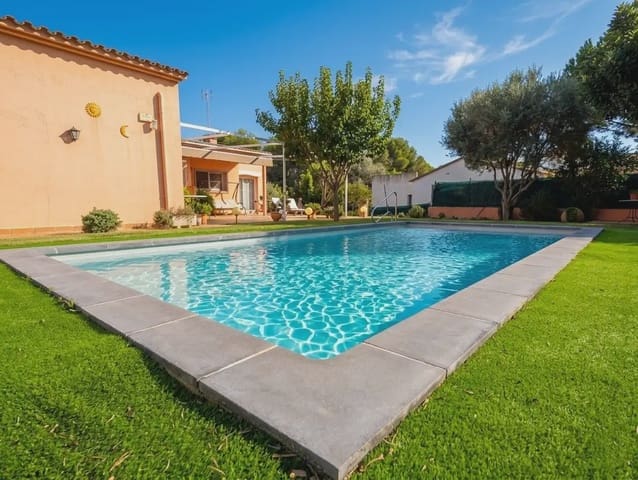 6 soveværelse Semi-Rækkehus til salg i Calonge i Sant Antoni med swimmingpool garage - € 795.000 (Ref: 9262973)