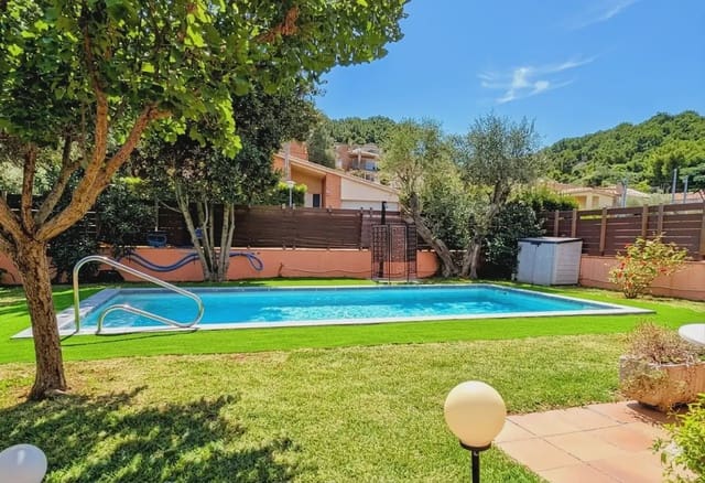 6 soveværelse Semi-Rækkehus til salg i Calonge i Sant Antoni med swimmingpool garage - € 795.000 (Ref: 9262973)