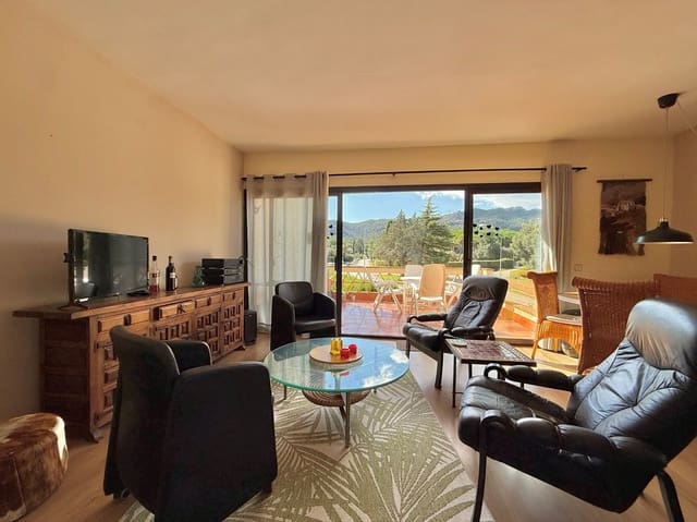 Ático de 2 habitaciones en Santa Cristina d'Aro en venta - 179.000 € (Ref: 9295968)