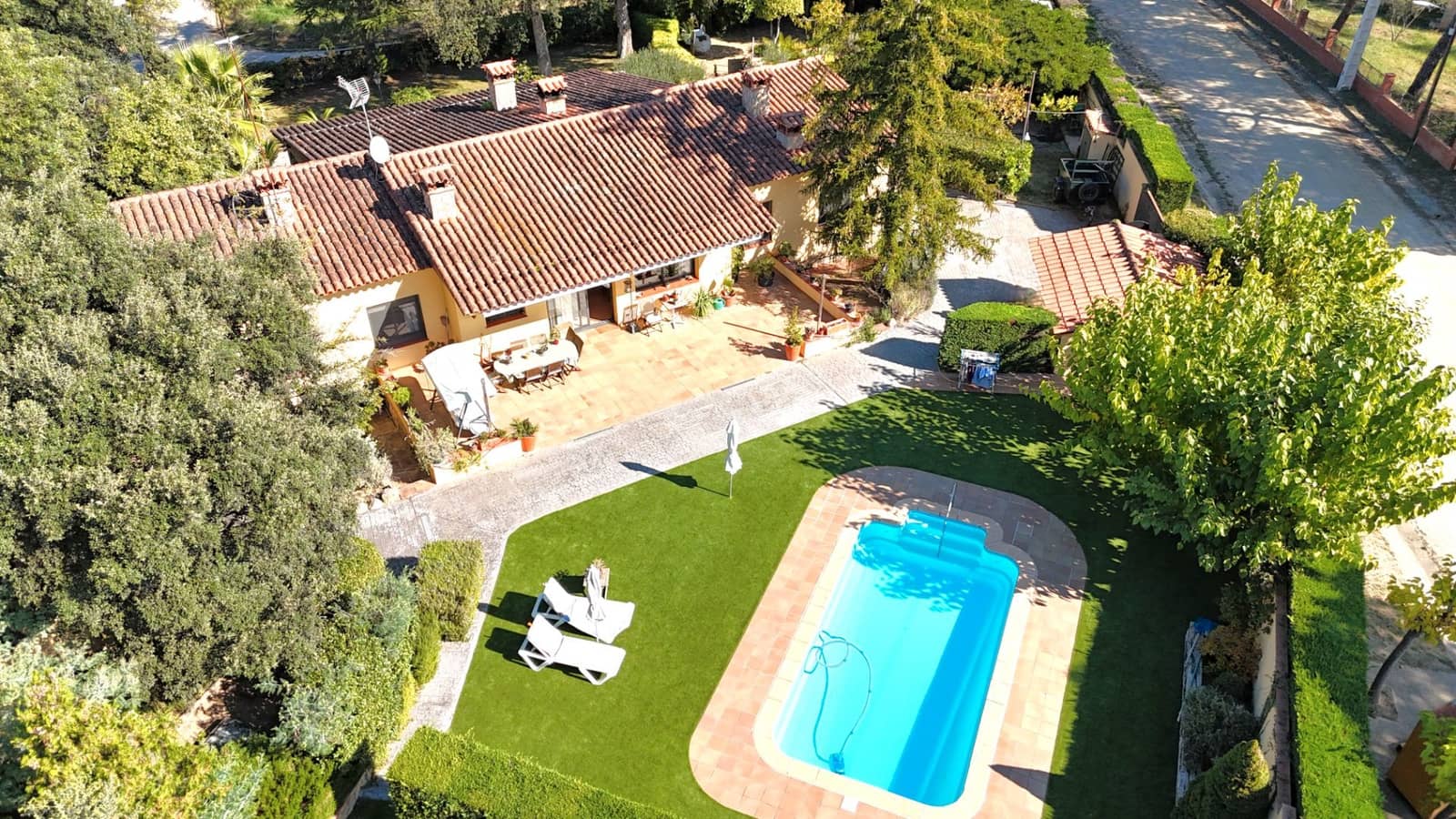 6 chambre Villa/Maison à vendre à Caldes de Malavella avec piscine garage - 625 000 € (Ref: 9296324)