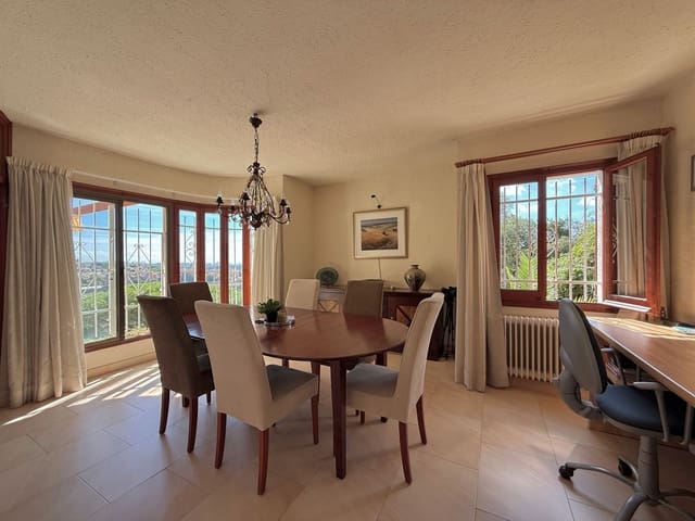 Chalet de 4 habitaciones en Calonge i Sant Antoni en venta con piscina garaje - 525.000 € (Ref: 9296325)