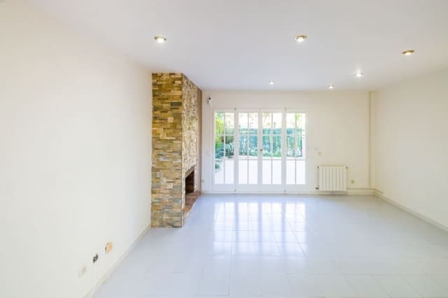 3 quarto Casa em Banda para venda em Platja d'Aro, Castell-Platja d'Aro com garagem - 369 000 € (Ref: 9306417)