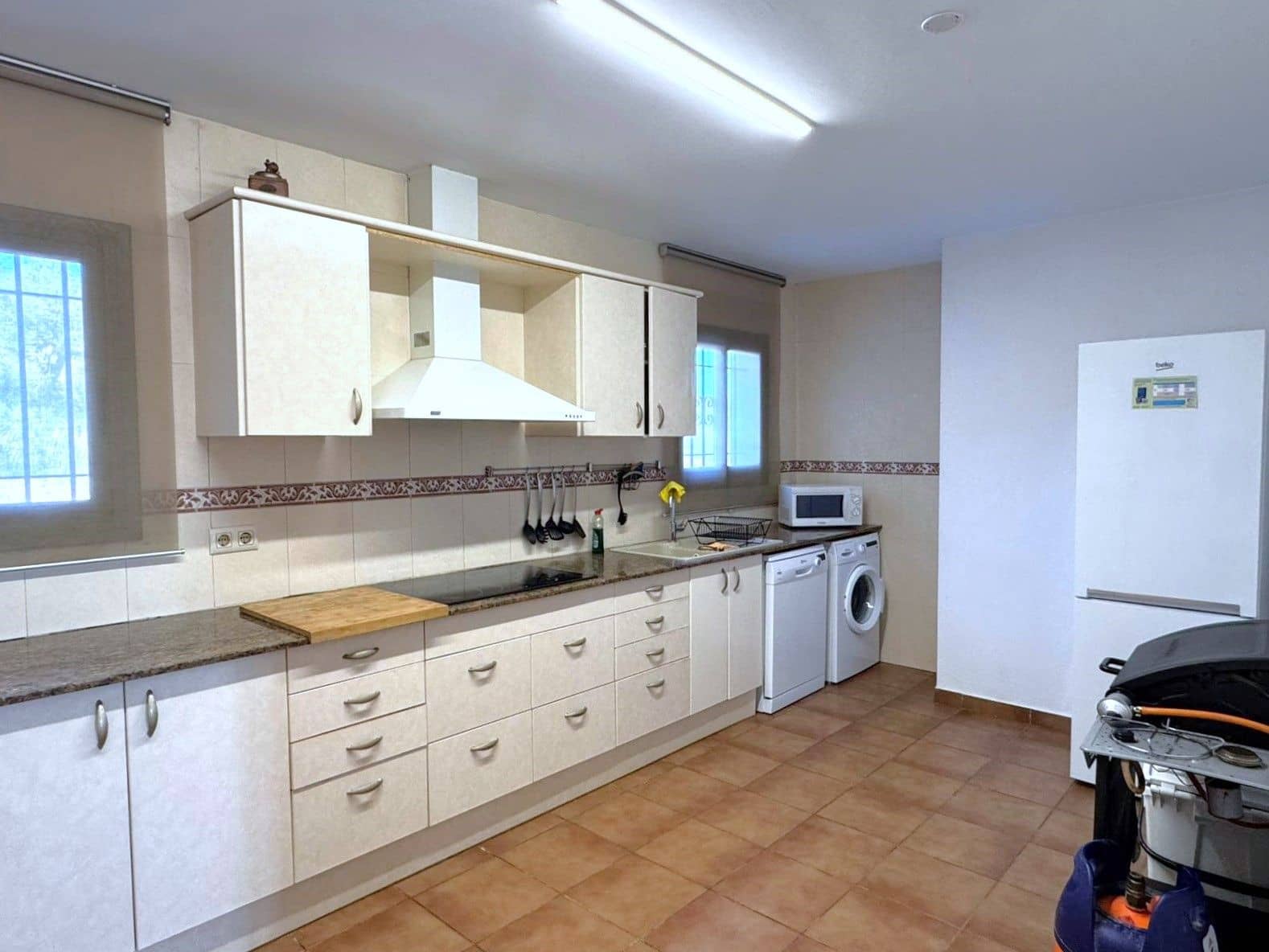 3 sypialnia Willa na sprzedaż w Calonge i Sant Antoni z basenem garażem - 595 000 € (Ref: 9314289)